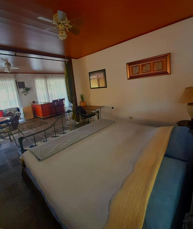 Nirvana Apartament Hostal Rio Segundo Luaran gambar